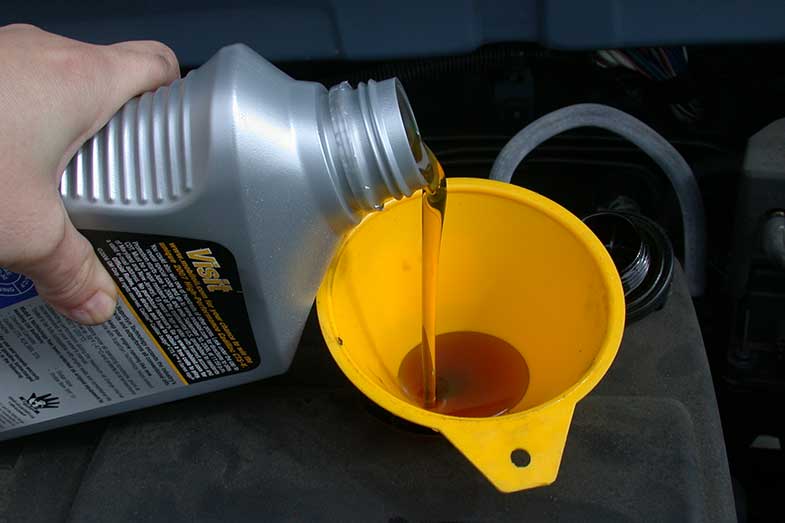 What’s the Best Engine Oil for My Car? (Service My Car)